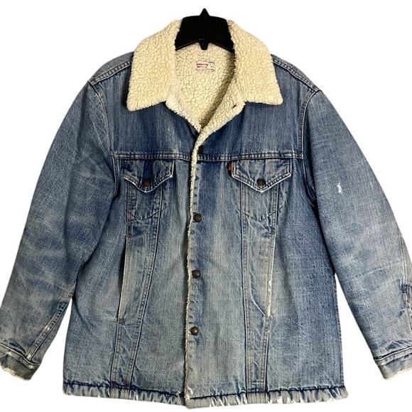Levi's Vintage Sherpa Lined Denim Jacket Men 44 Blue Trucker Distressed Snap - Picture 3 of 13